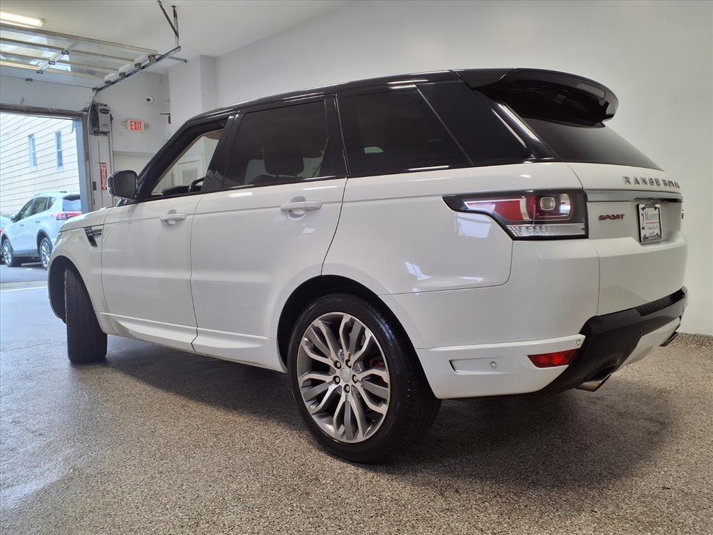 2017 Land Rover Range Rover Sport Image 2