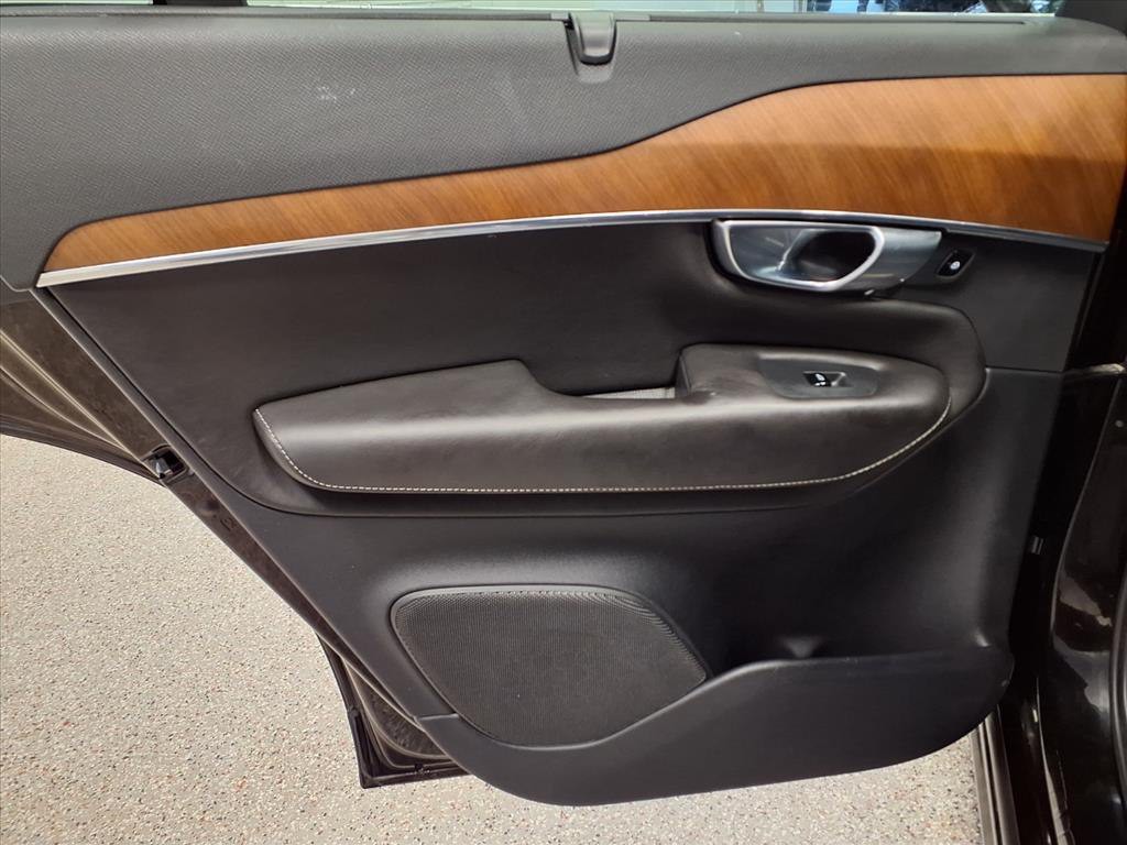 2017 Volvo XC90 Image 7
