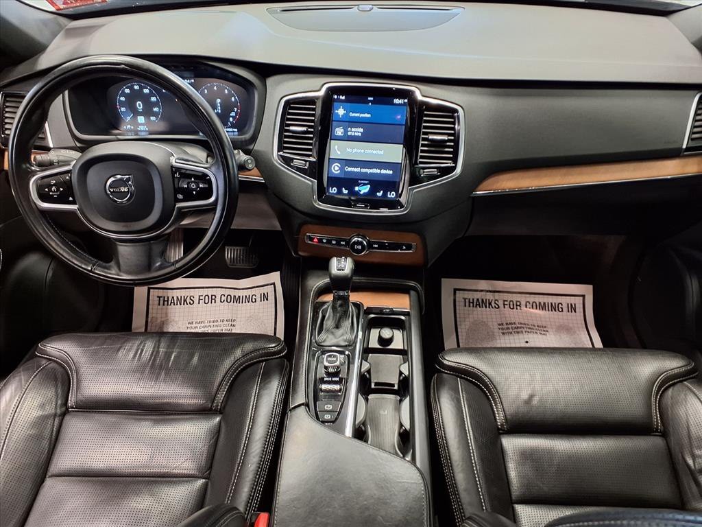 2017 Volvo XC90 Image 9