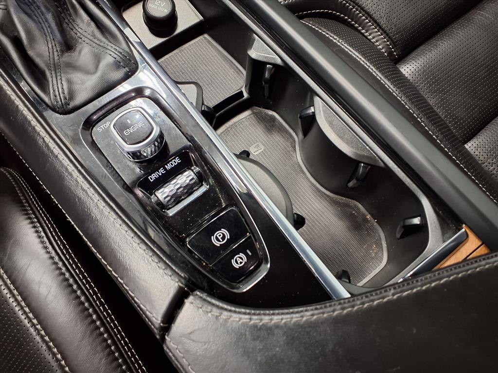 2017 Volvo XC90 Image 13