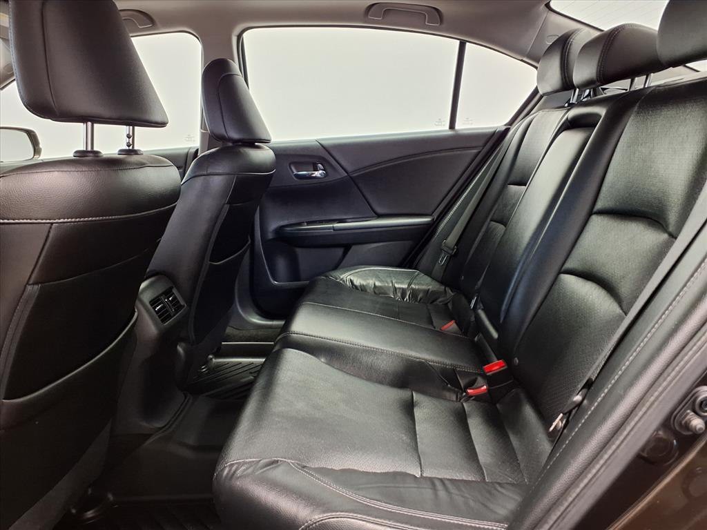2016 Honda Accord Image 9