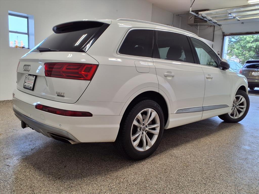 2017 Audi Q7 Image 3