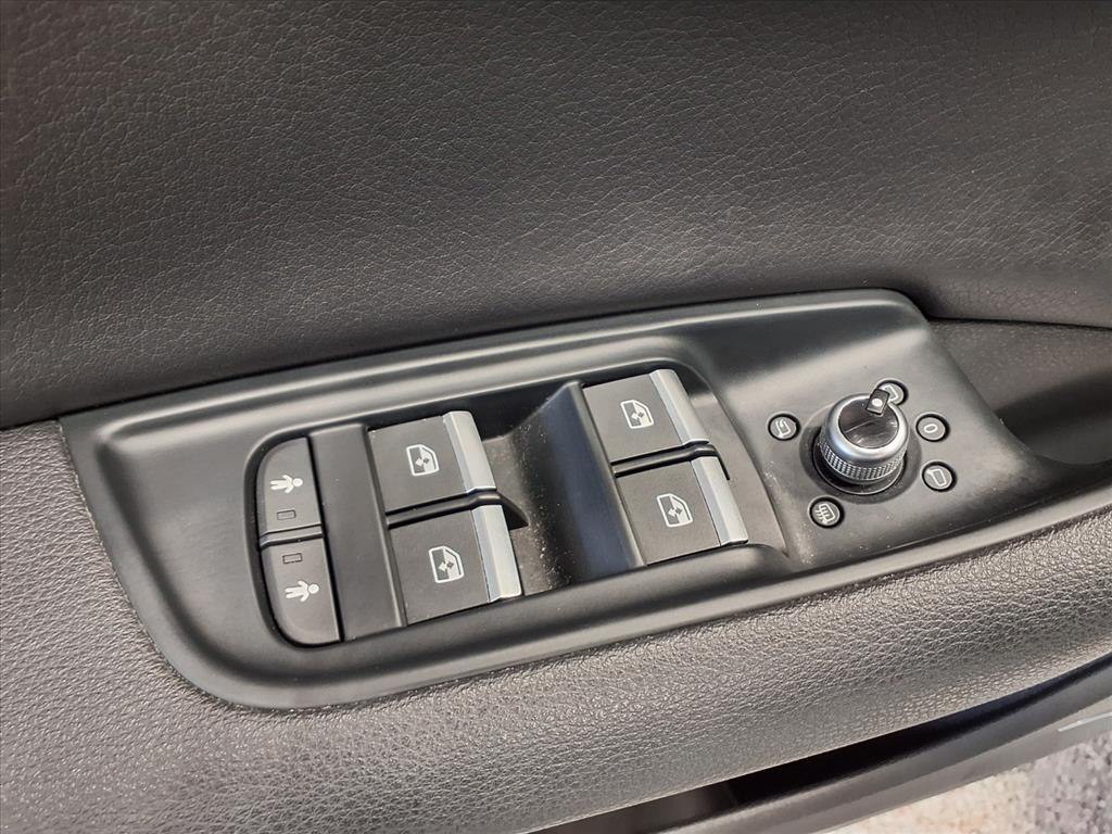 2017 Audi Q7 Image 12