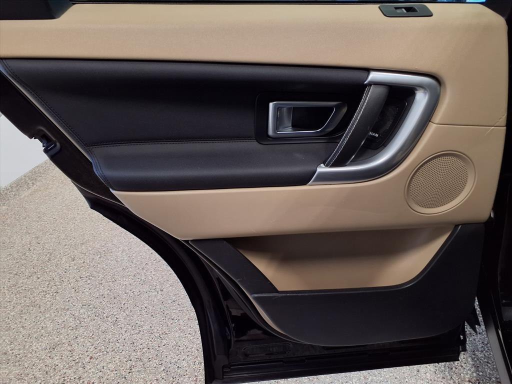 2018 Land Rover Discovery Sport Image 8
