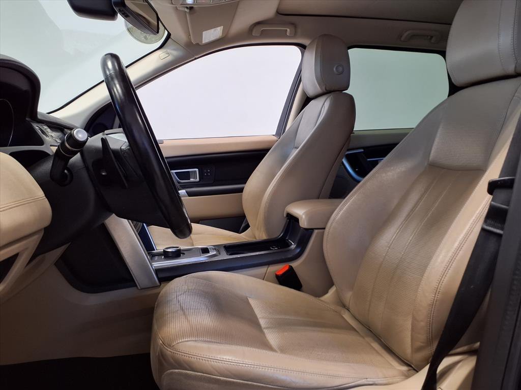 2018 Land Rover Discovery Sport Image 13