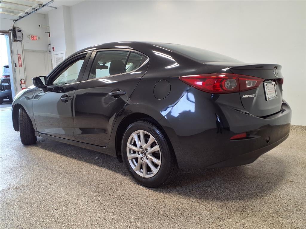 2016 Mazda Mazda3 Image 2