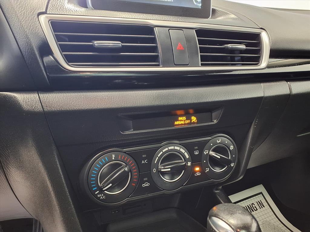 2016 Mazda Mazda3 Image 17