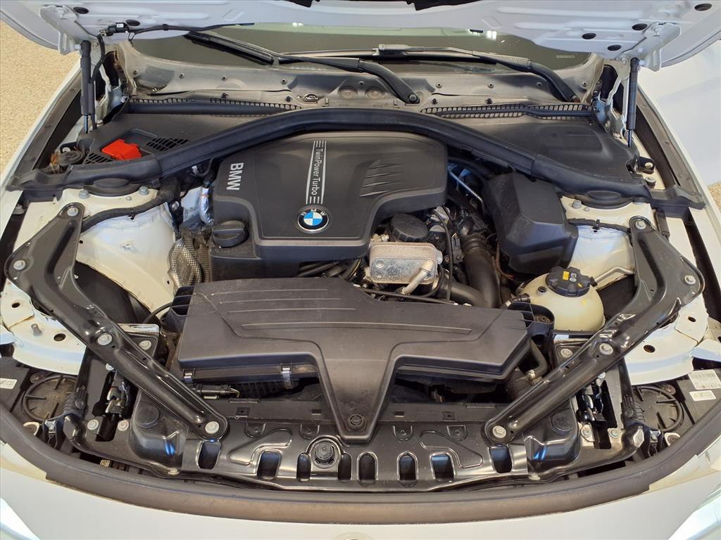 2015 BMW 4 Series Image 19