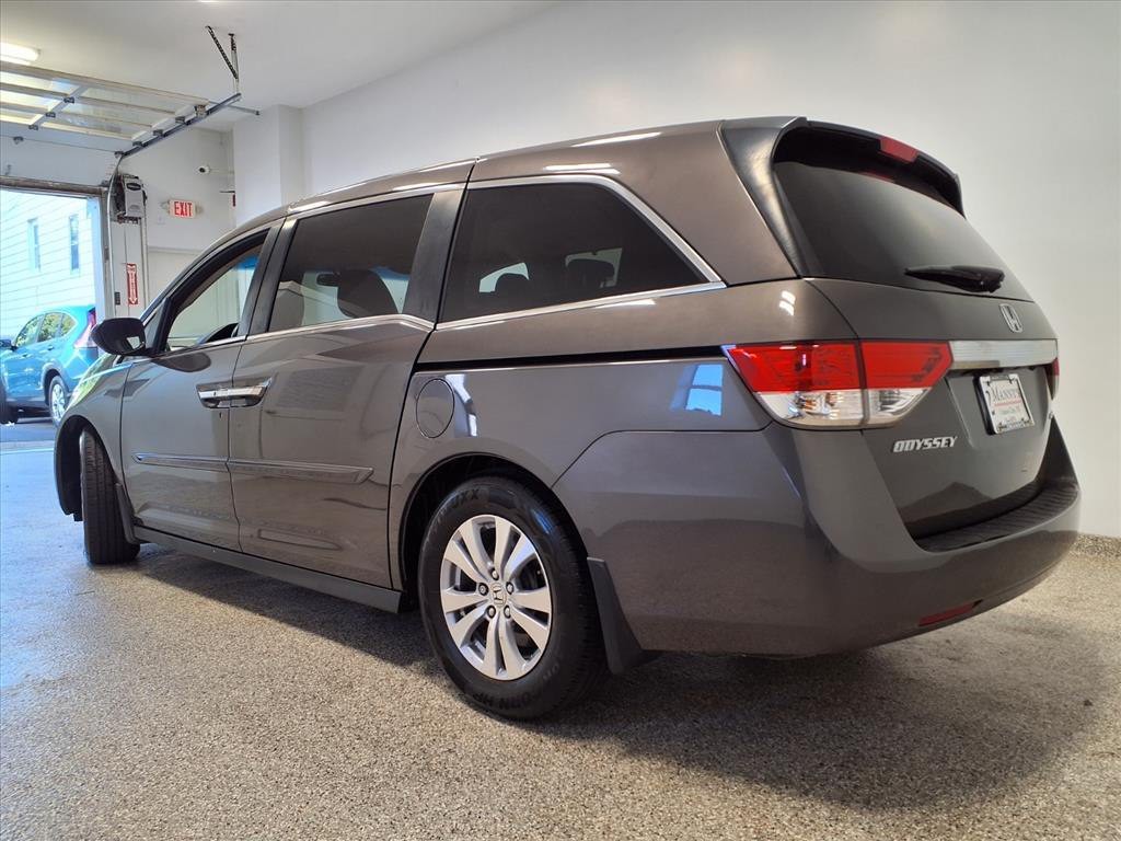 2016 Honda Odyssey Image 2