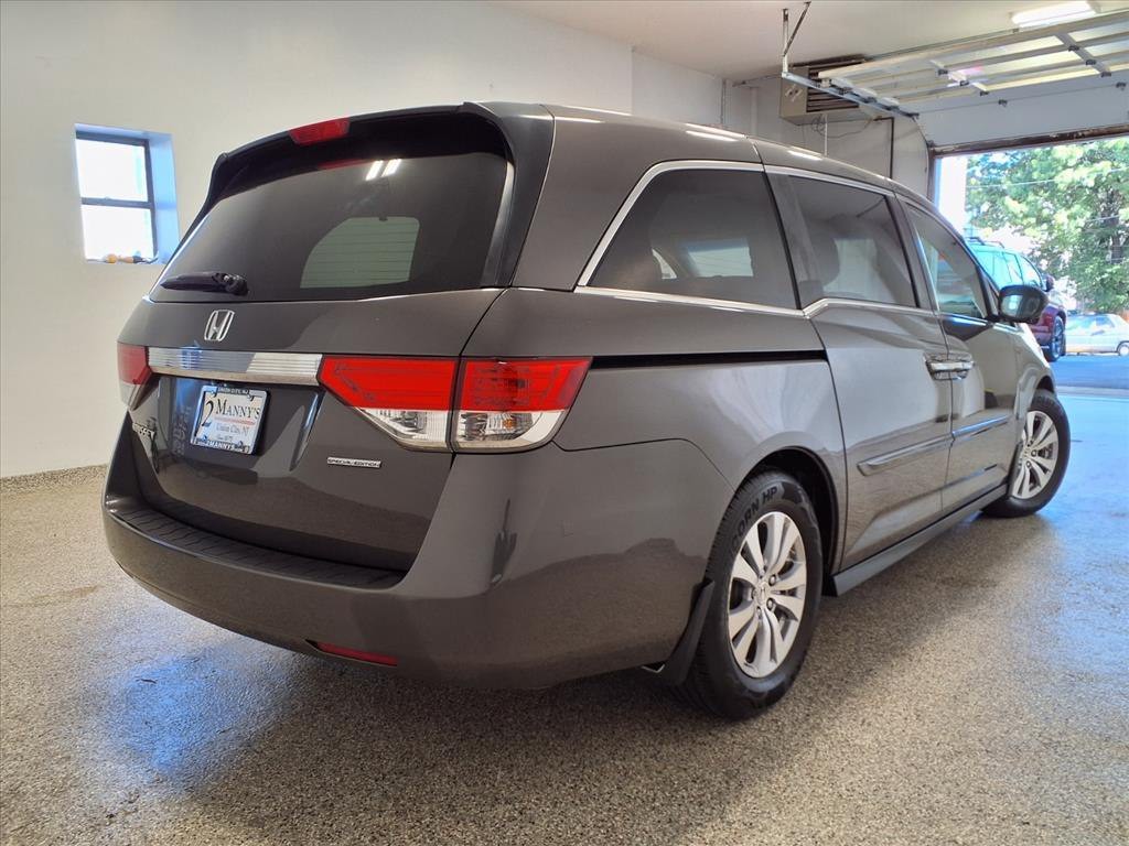 2016 Honda Odyssey Image 3