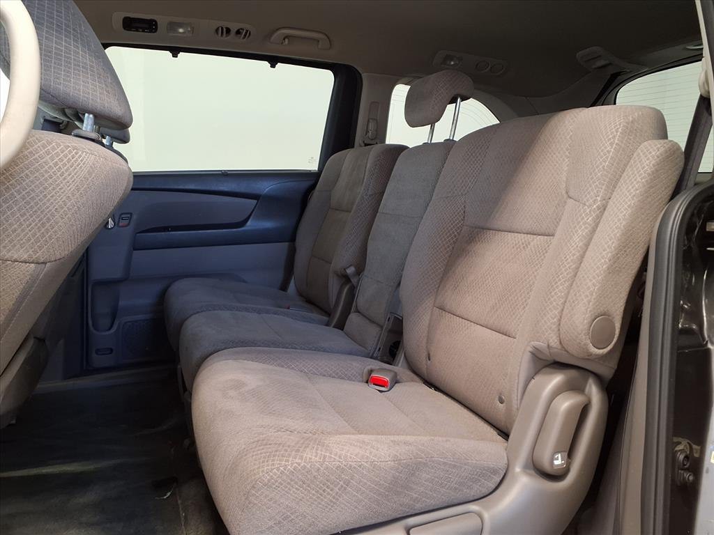 2016 Honda Odyssey Image 8