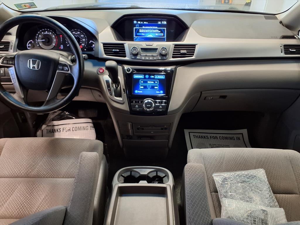 2016 Honda Odyssey Image 9