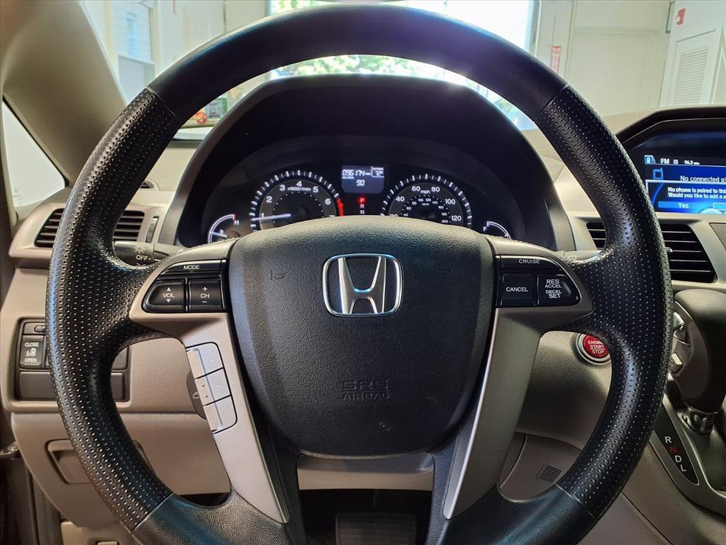 2016 Honda Odyssey Image 17