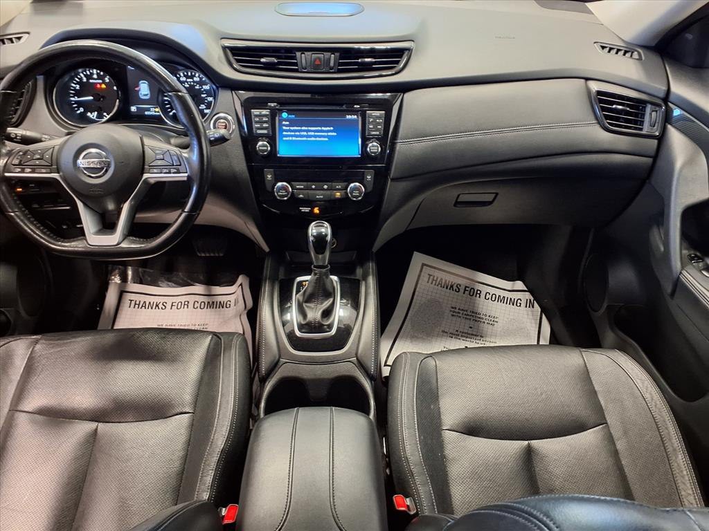 2017 Nissan Rogue Image 10