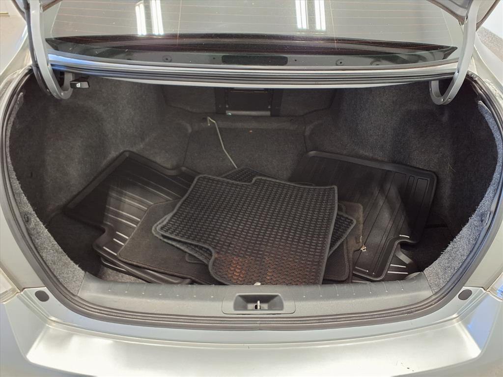 2011 Honda Accord Image 7