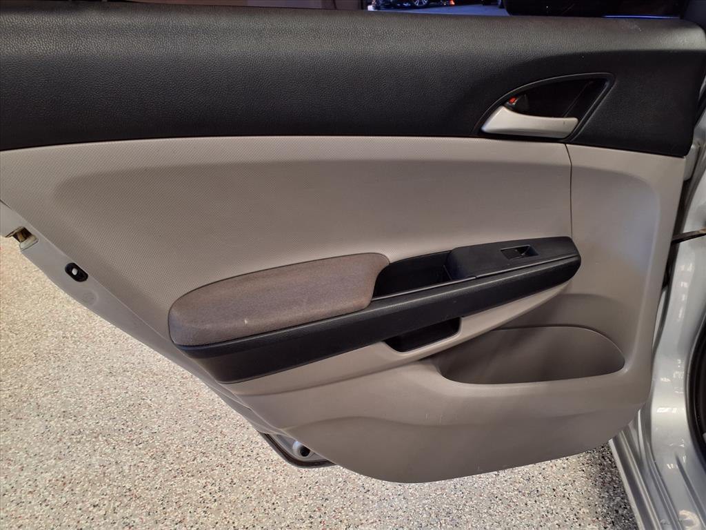 2011 Honda Accord Image 8