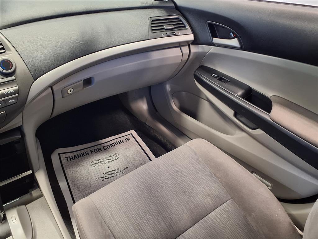 2011 Honda Accord Image 11
