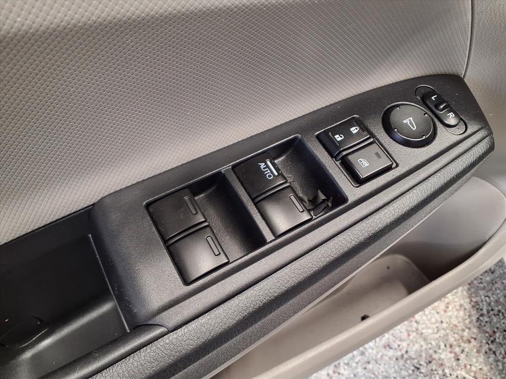 2011 Honda Accord Image 13