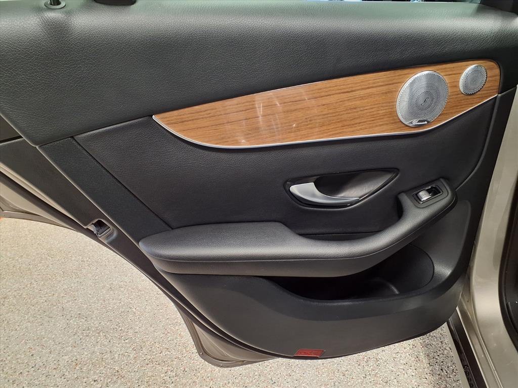 2019 Mercedes-Benz GLC-Class Image 8