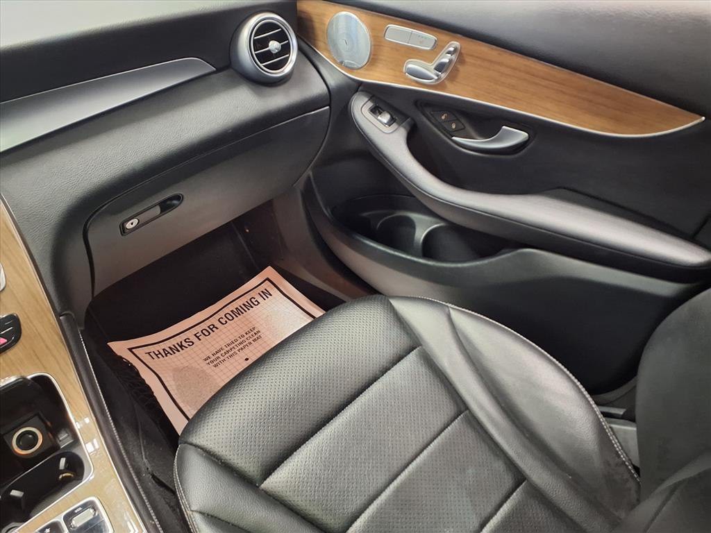 2019 Mercedes-Benz GLC-Class Image 11