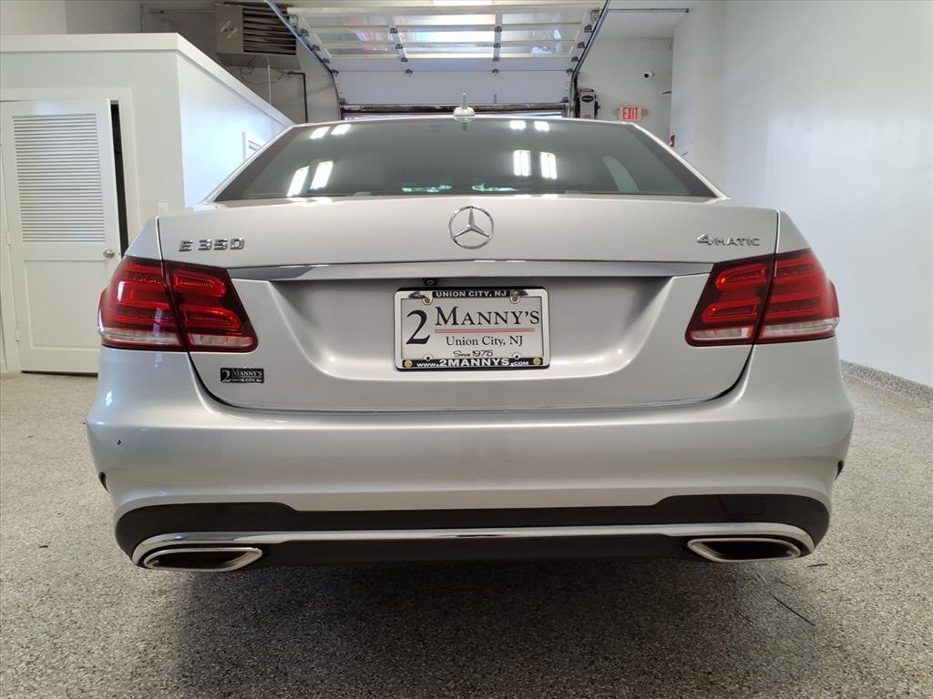 2016 Mercedes-Benz E-Class Image 3