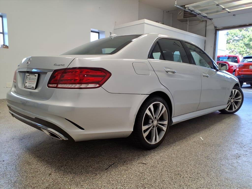 2016 Mercedes-Benz E-Class Image 4