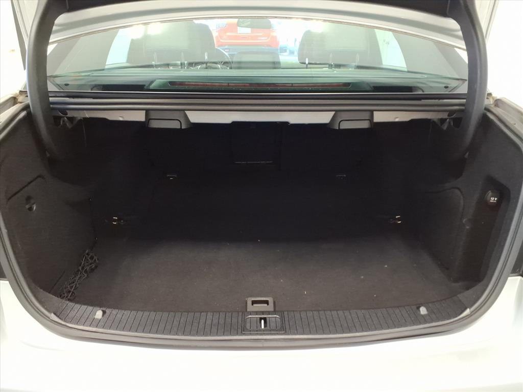 2016 Mercedes-Benz E-Class Image 7