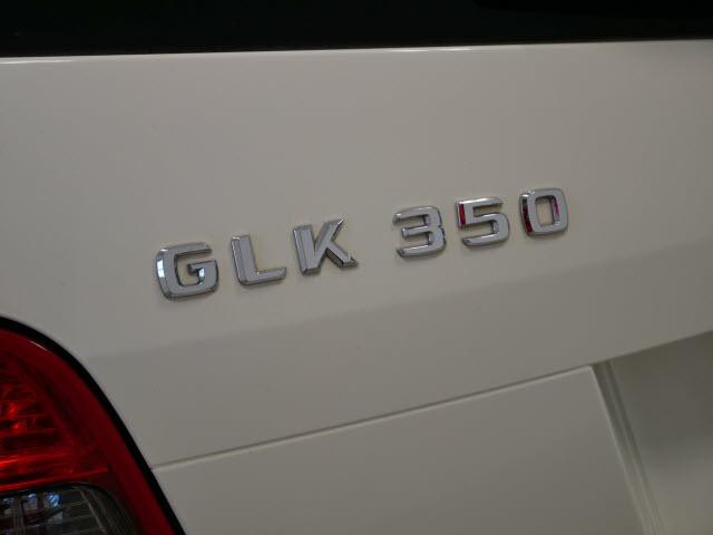 2010 Mercedes-Benz GLK-Class Image 8