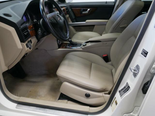 2010 Mercedes-Benz GLK-Class Image 18