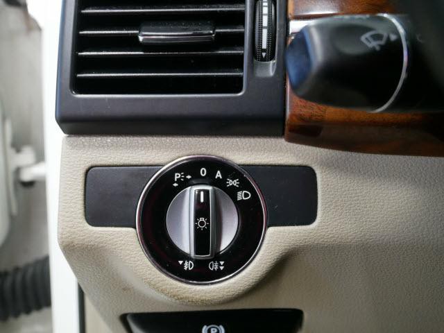 2010 Mercedes-Benz GLK-Class Image 19