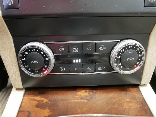 2010 Mercedes-Benz GLK-Class Image 23