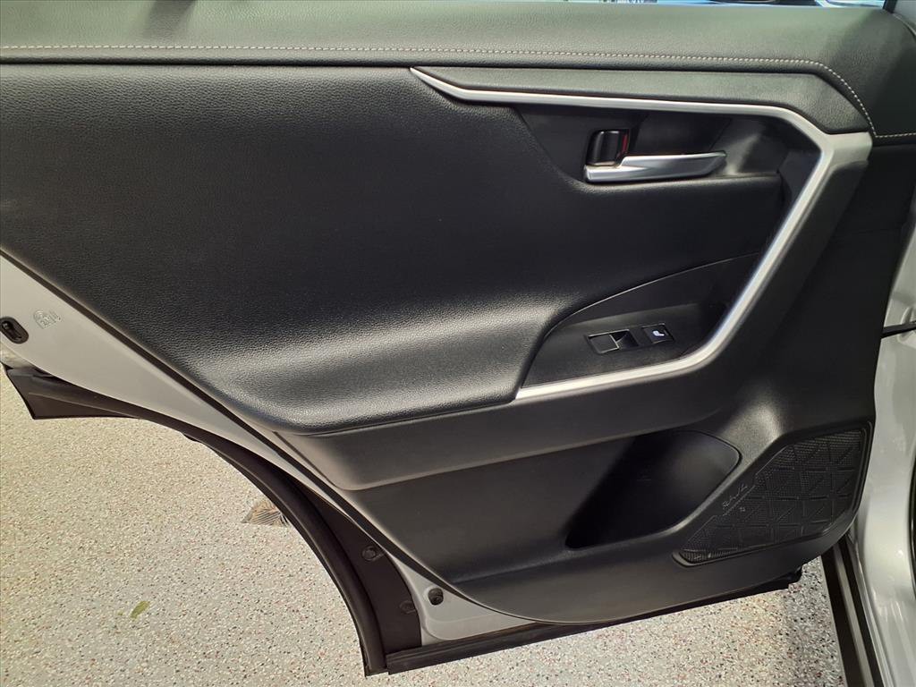 2020 Toyota Rav4 Image 8