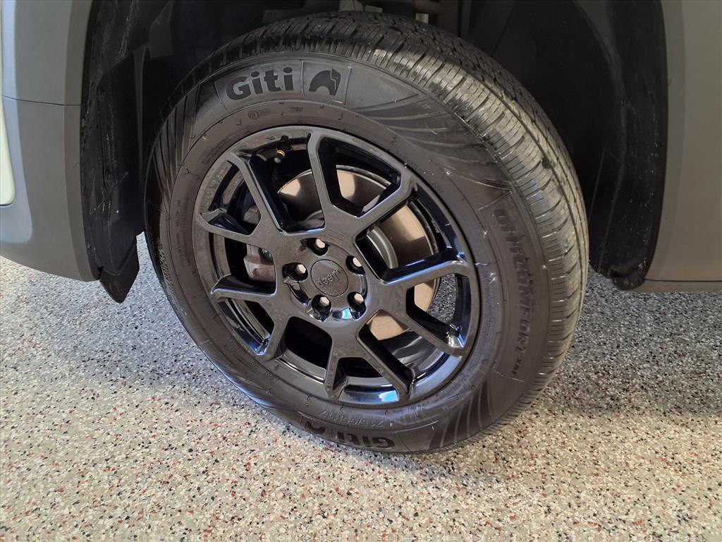 2019 Jeep Renegade Image 6