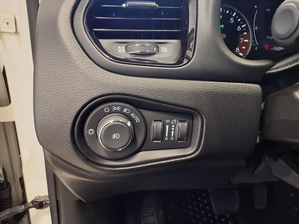 2019 Jeep Renegade Image 15