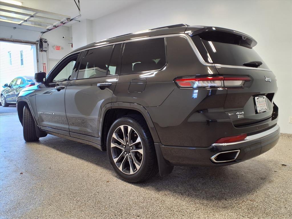 2022 Jeep Grand Cherokee Image 2