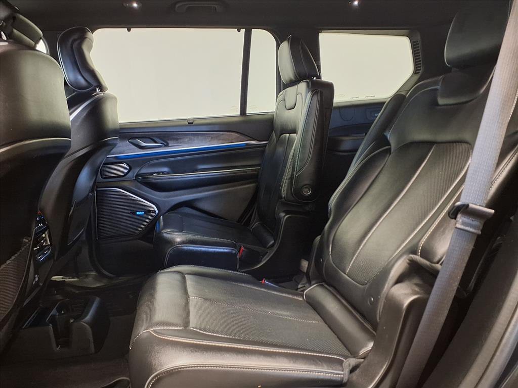 2022 Jeep Grand Cherokee Image 9