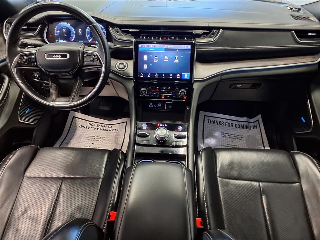 2022 Jeep Grand Cherokee Image 11