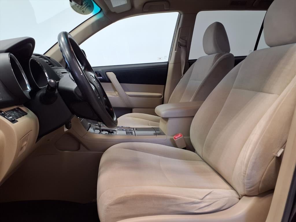 2012 Toyota Highlander Image 14