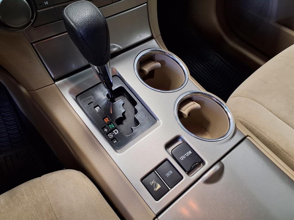 2012 Toyota Highlander Image 16