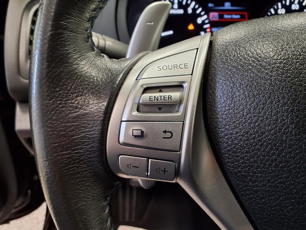 2017 Nissan Altima Image 19