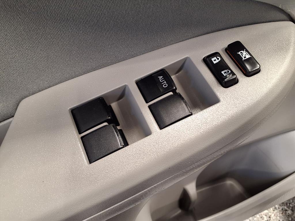 2012 Toyota Corolla Image 13