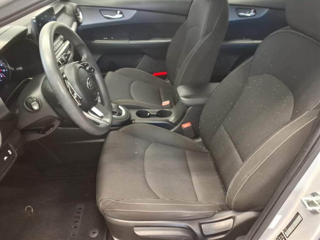 2021 Kia Forte Image 17