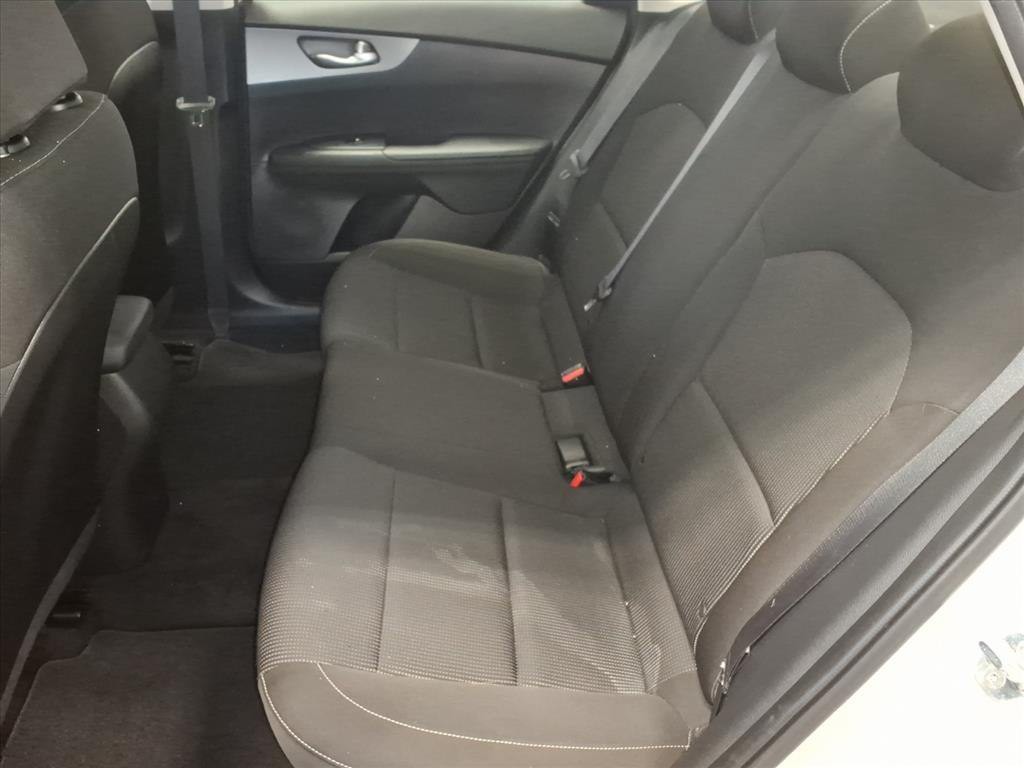 2021 Kia Forte Image 18