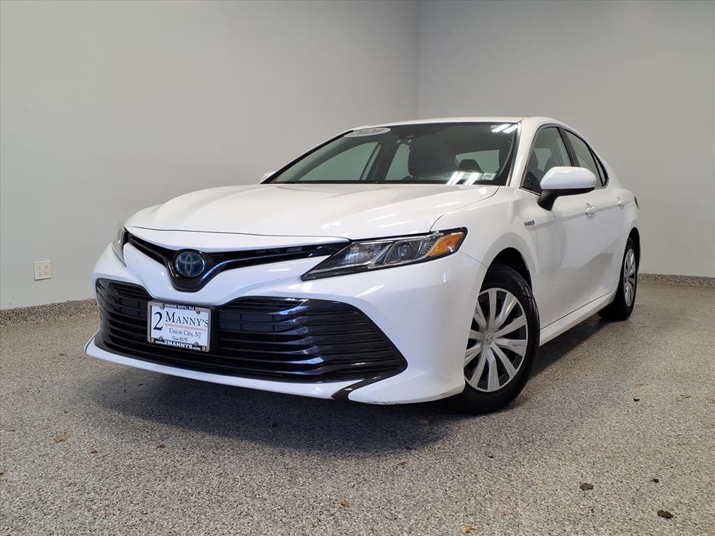 2020 Toyota Camry Image 1