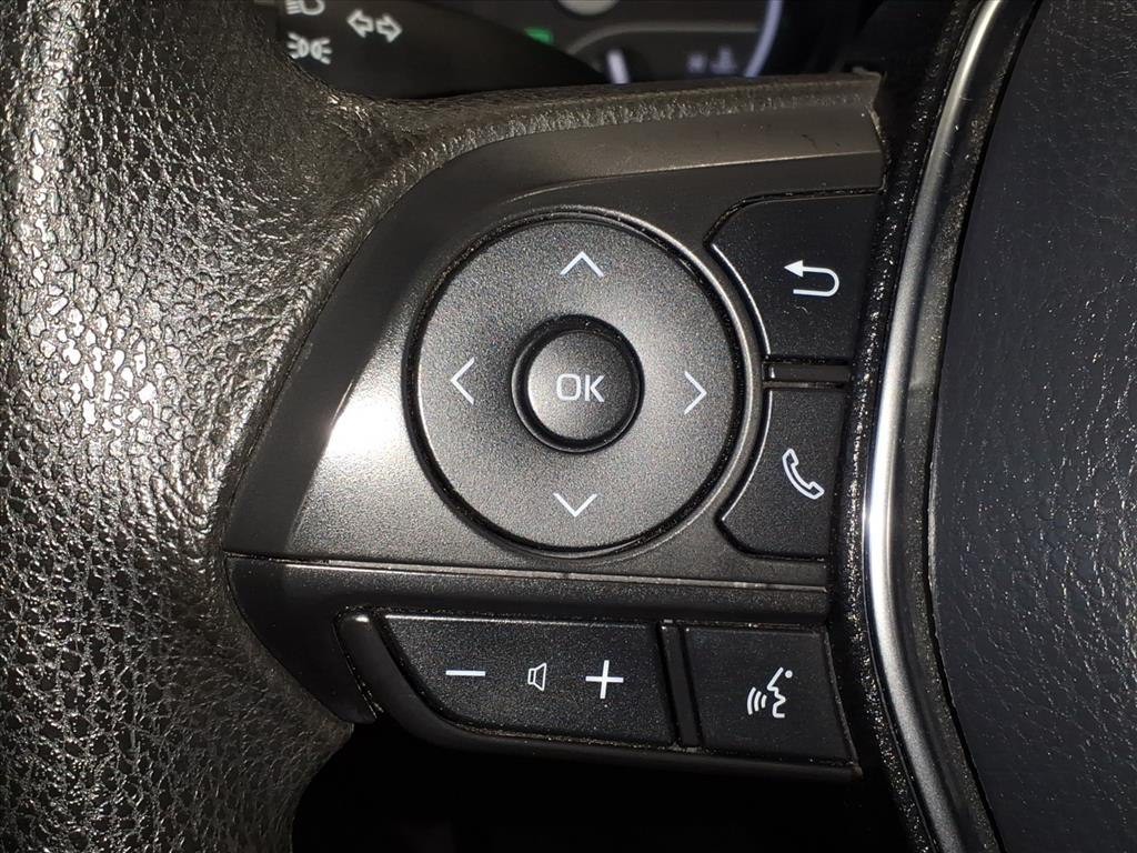 2020 Toyota Camry Image 10