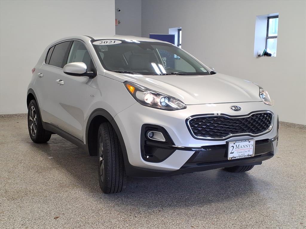 2021 Kia Sportage Image 3