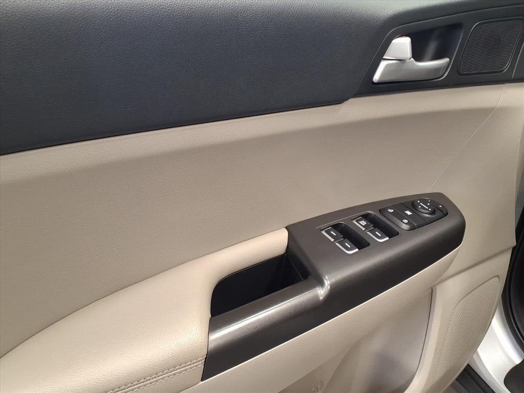 2021 Kia Sportage Image 8