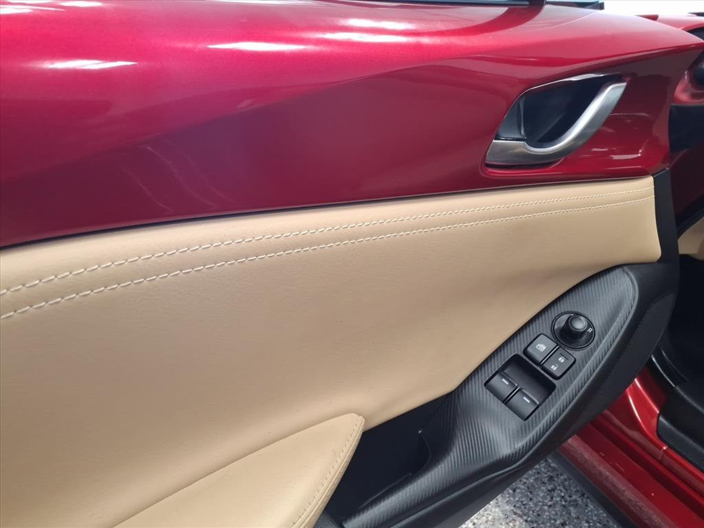 2017 Mazda MX-5 Miata Image 8