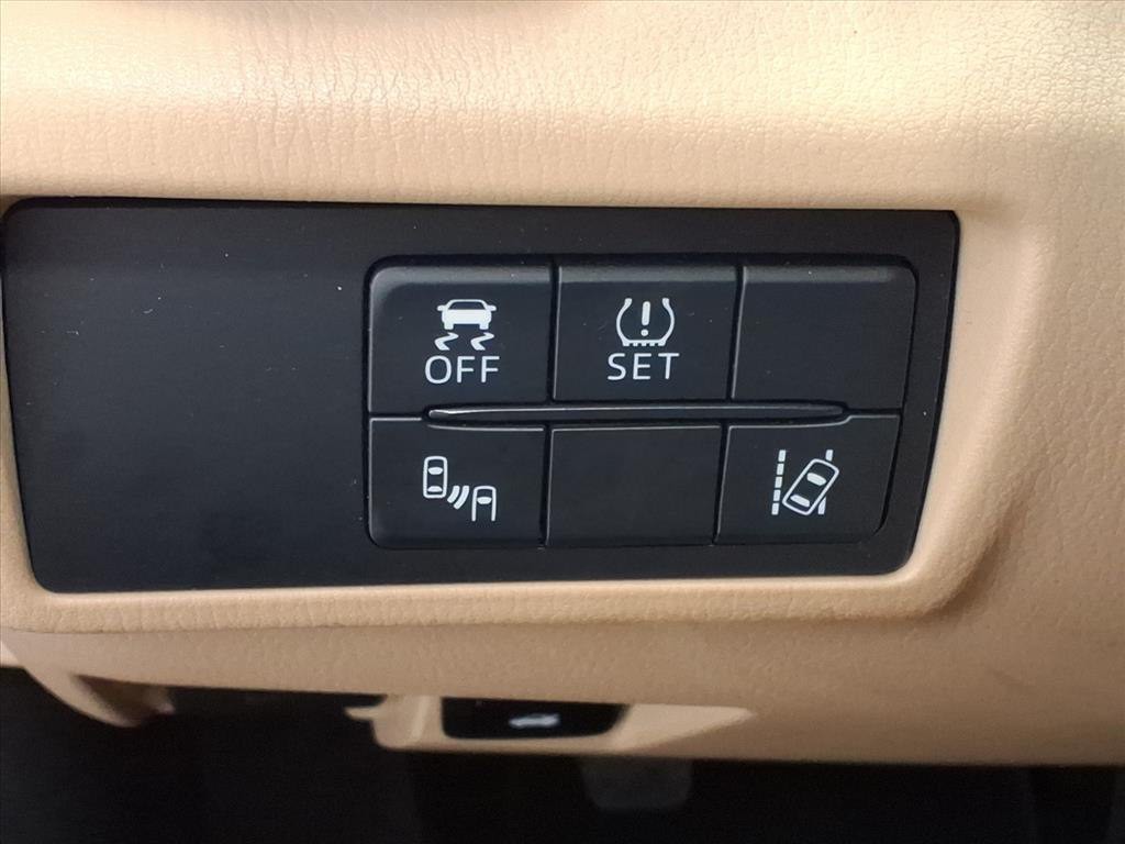 2017 Mazda MX-5 Miata Image 10