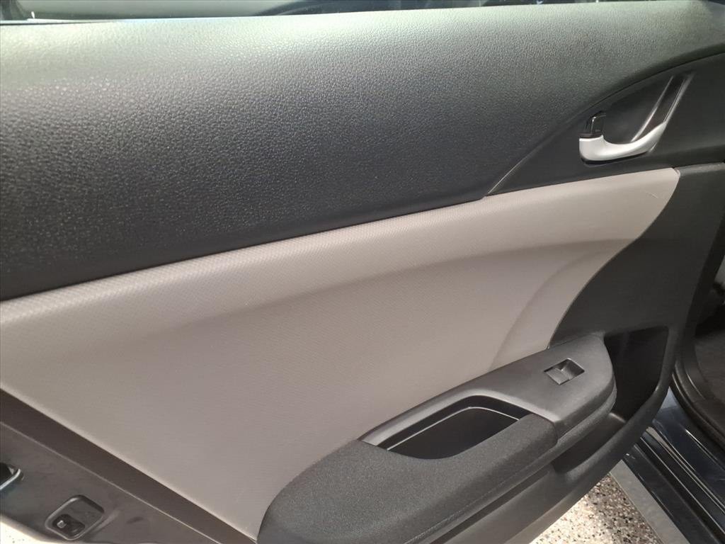 2018 Honda Civic Image 16